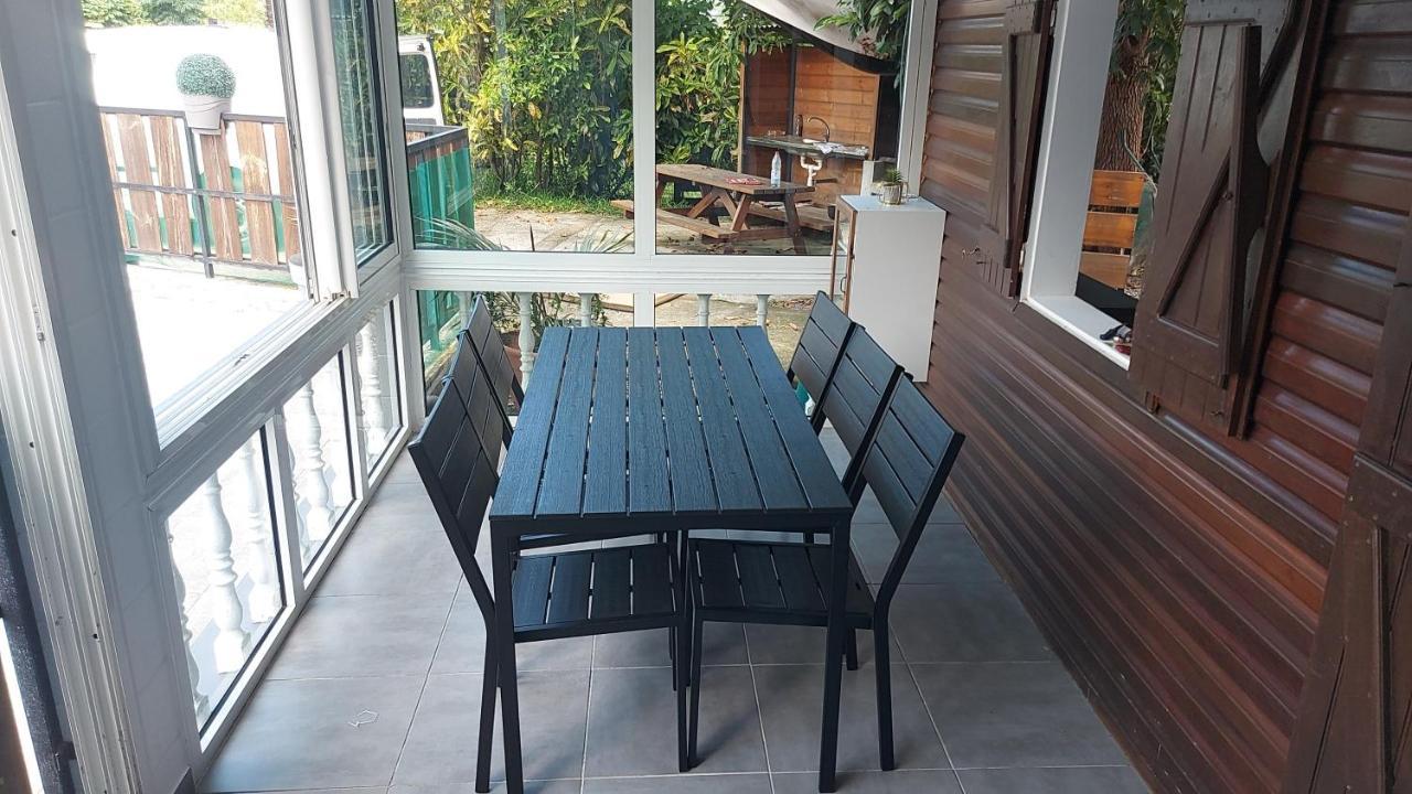 Villa L'avocat avec piscine chauffée et jacuzzi Le Tampon Exterior foto