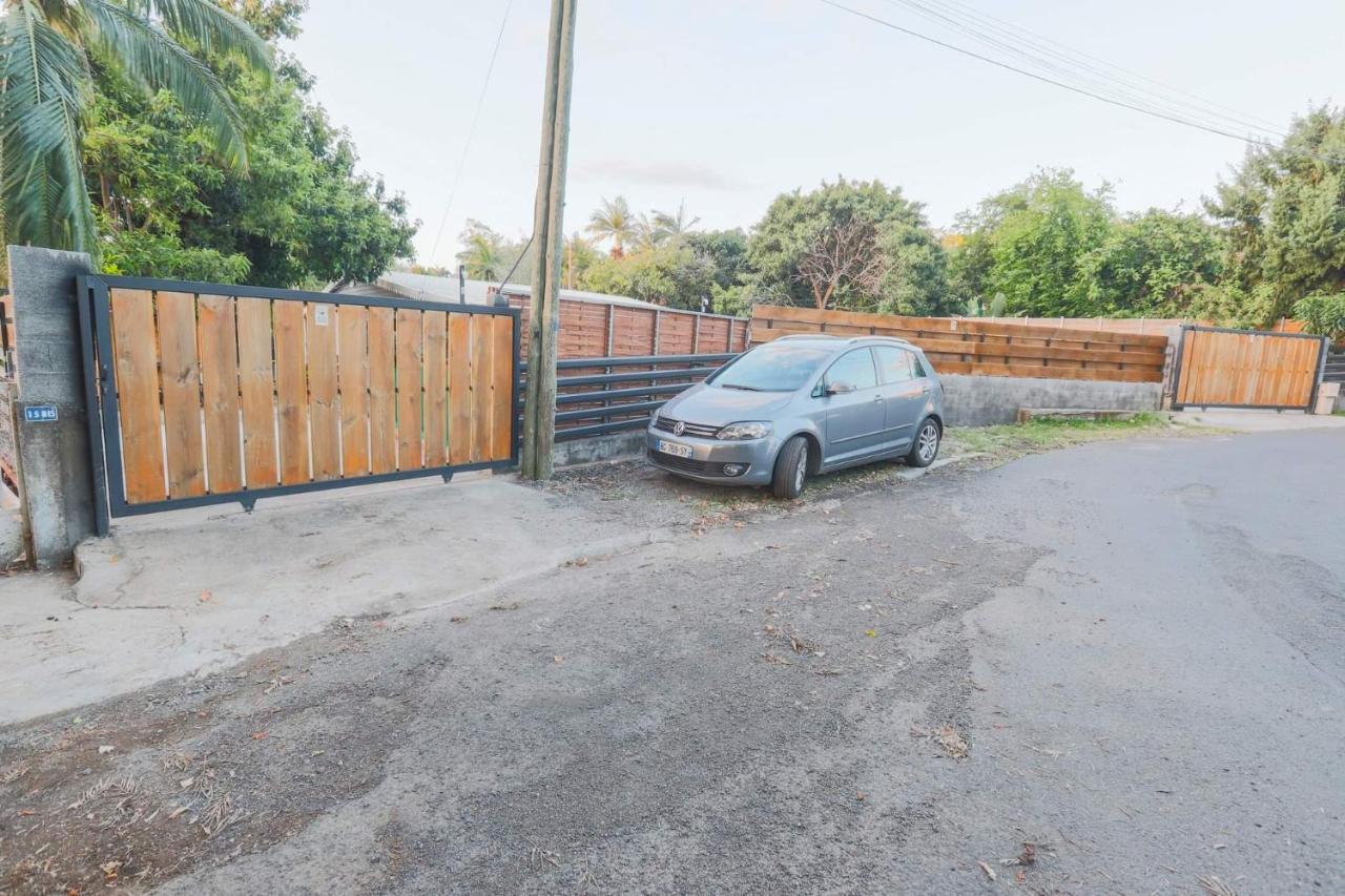 Villa L'avocat avec piscine chauffée et jacuzzi Le Tampon Exterior foto